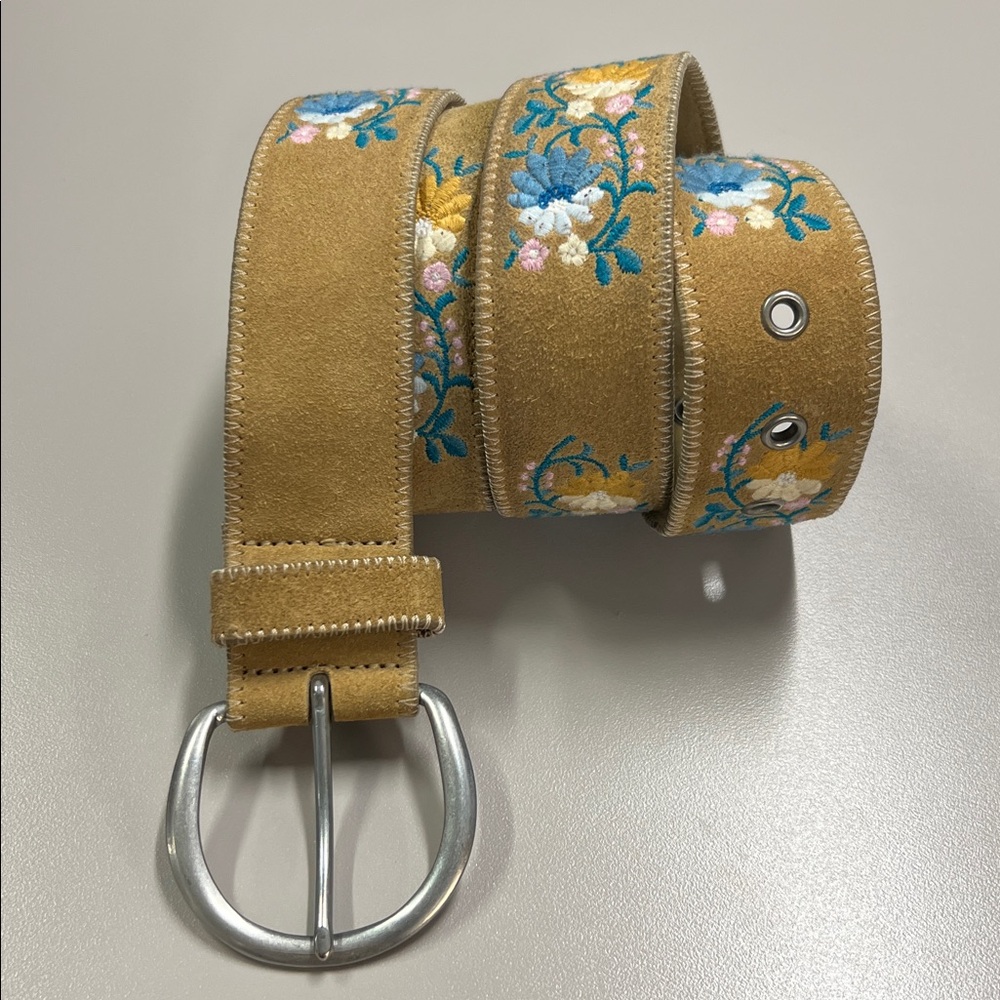 Express Y2K Tan Suede Leather Floral Embroidered Belt Size Large